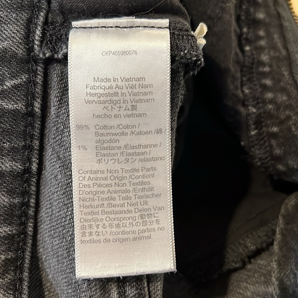 Madewell Perfect Vintage Jean in Lunar Wash (black) - Size 26 - Picture 10 of 11